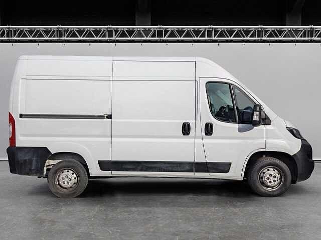 Peugeot Boxer 35 2.2 BlueHDi 140 S&S L2 H2 Furgone