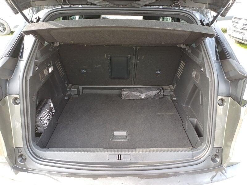 Peugeot 3008 3008 1.5 bluehdi GT Line s&s 130cv eat8