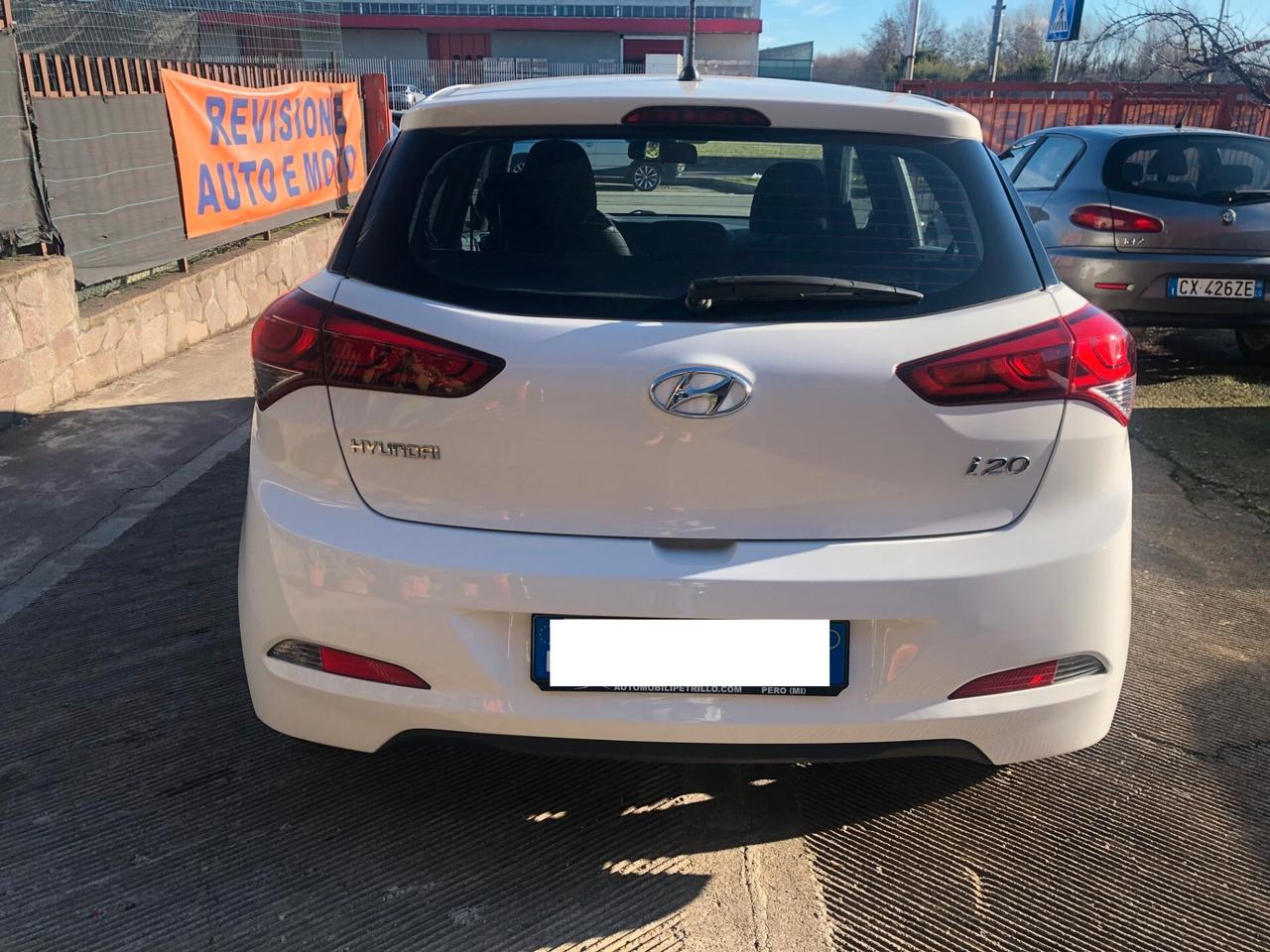 Hyundai i20 1.2 84 cv 5p. comfort