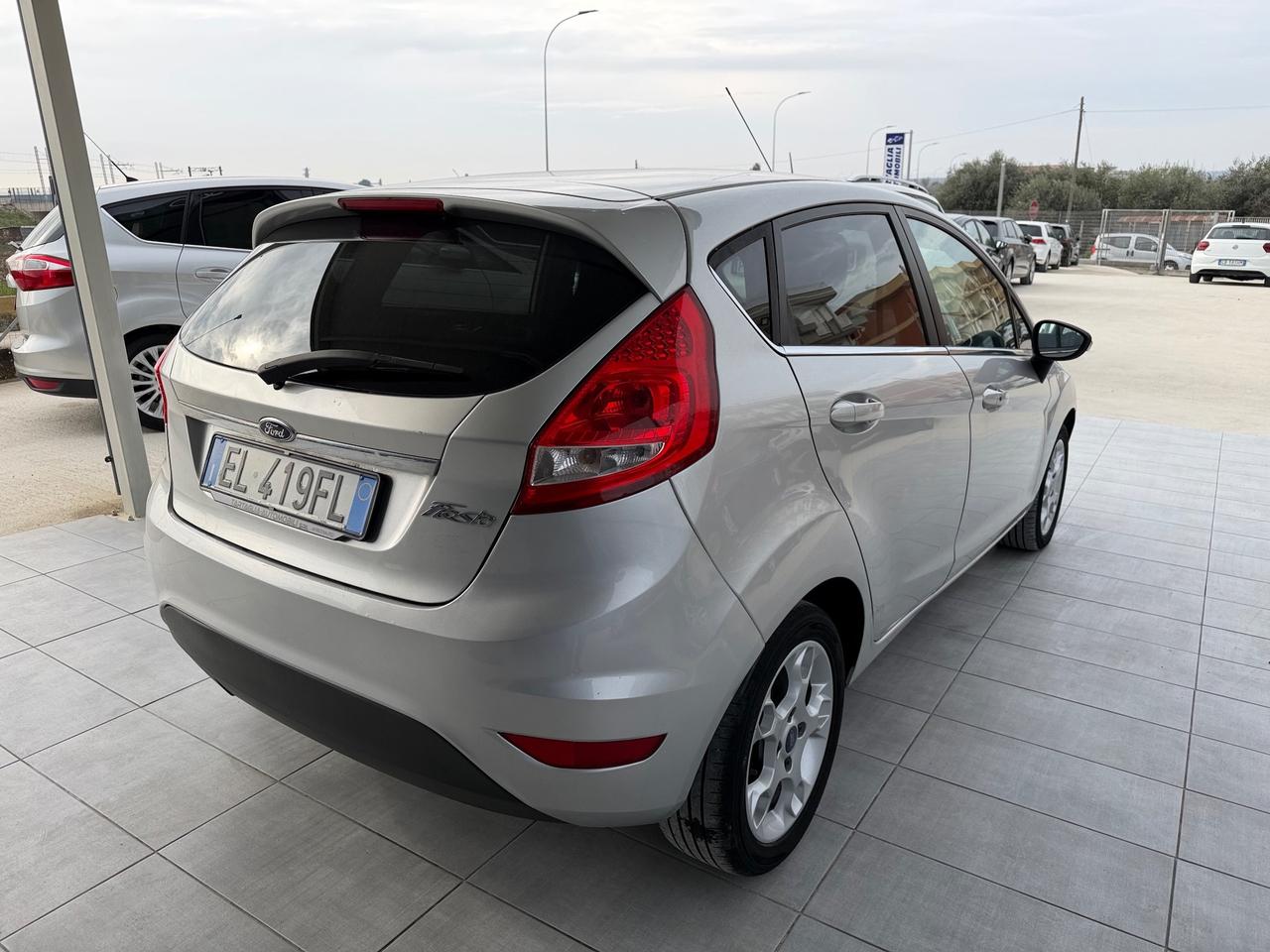 Ford Fiesta 1.4 TDCi 70CV 5 porte Titanium