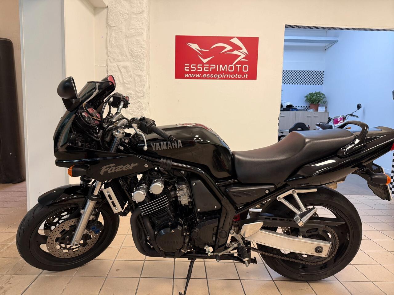 Yamaha FZ6 Fazer