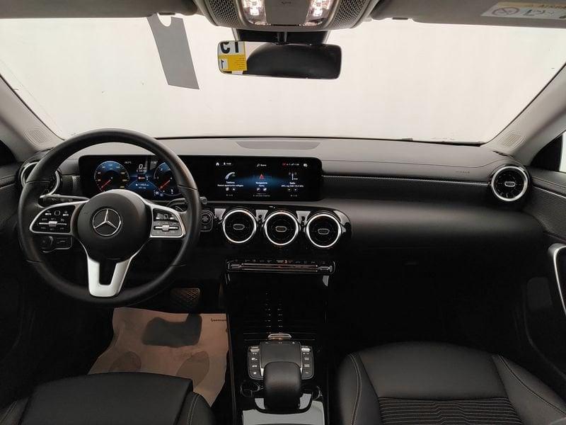 Mercedes-Benz CLA S.Brake CLA 180 d Automatic Shooting Brake Sport - IVA ESPOSTA