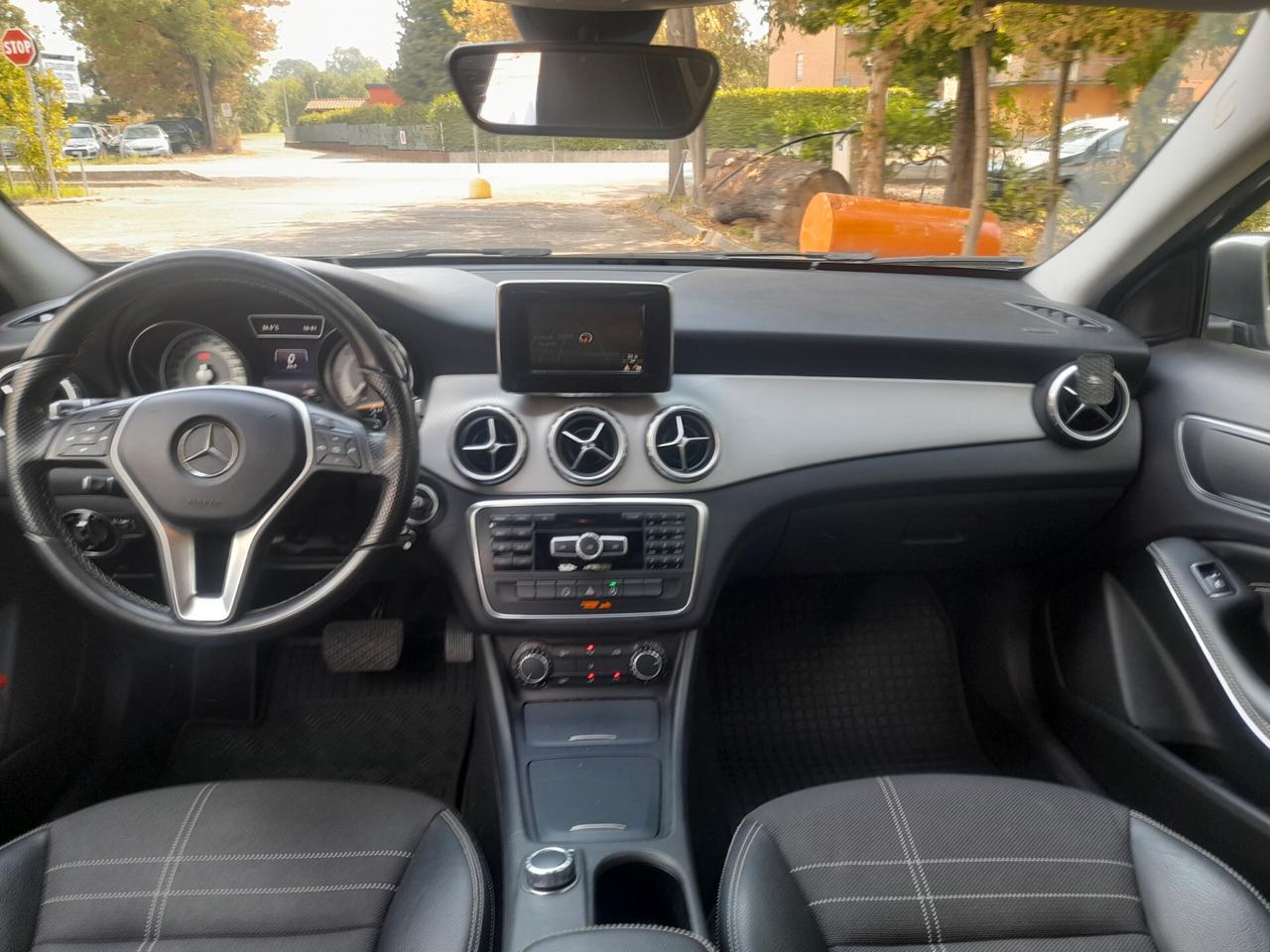 Mercedes-benz GLA 200 GLA 200 CDI Automatic Sport