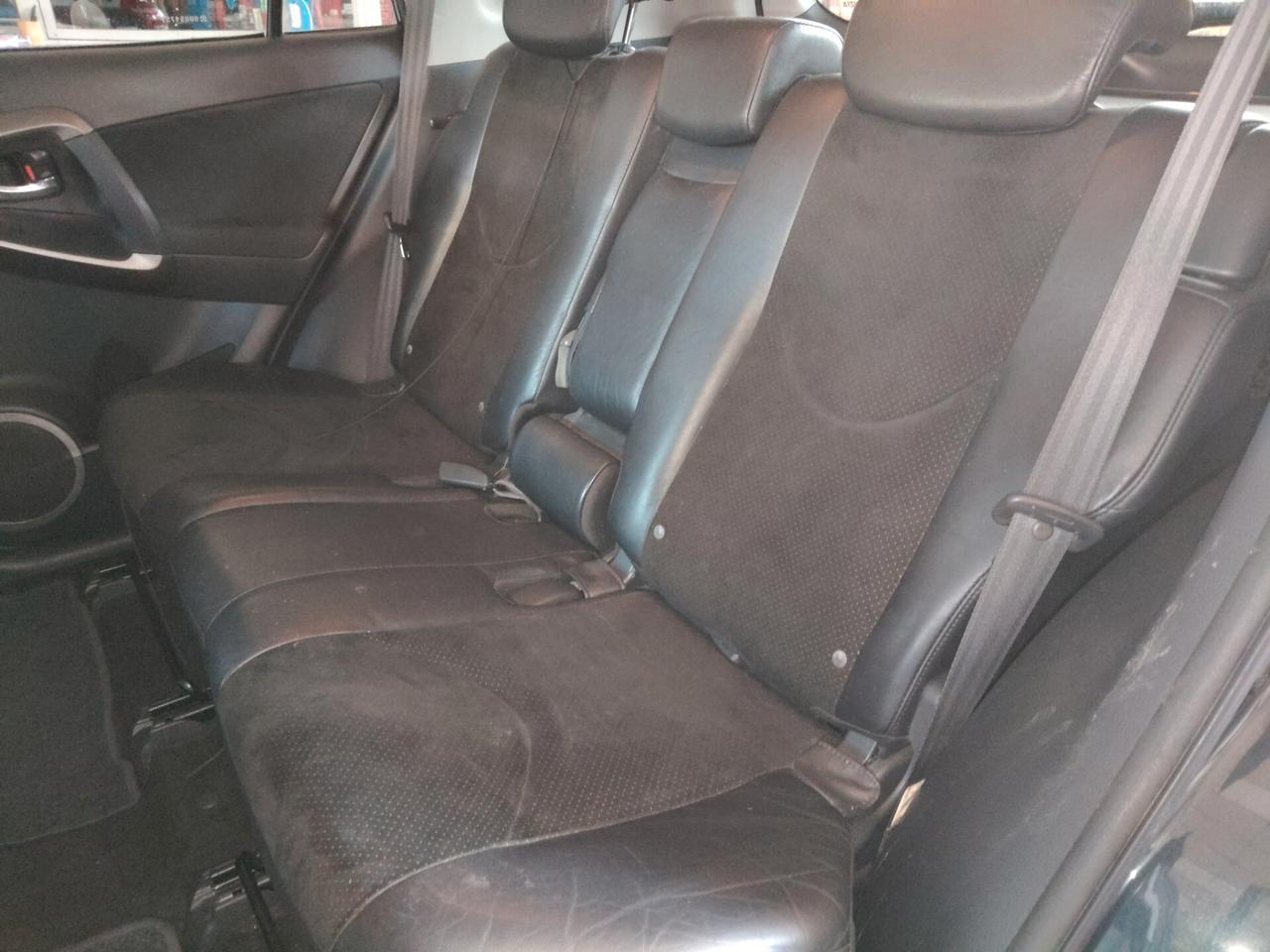 Toyota RAV 4 RAV4 2.2 D-4D 150 CV DPF Exclusive