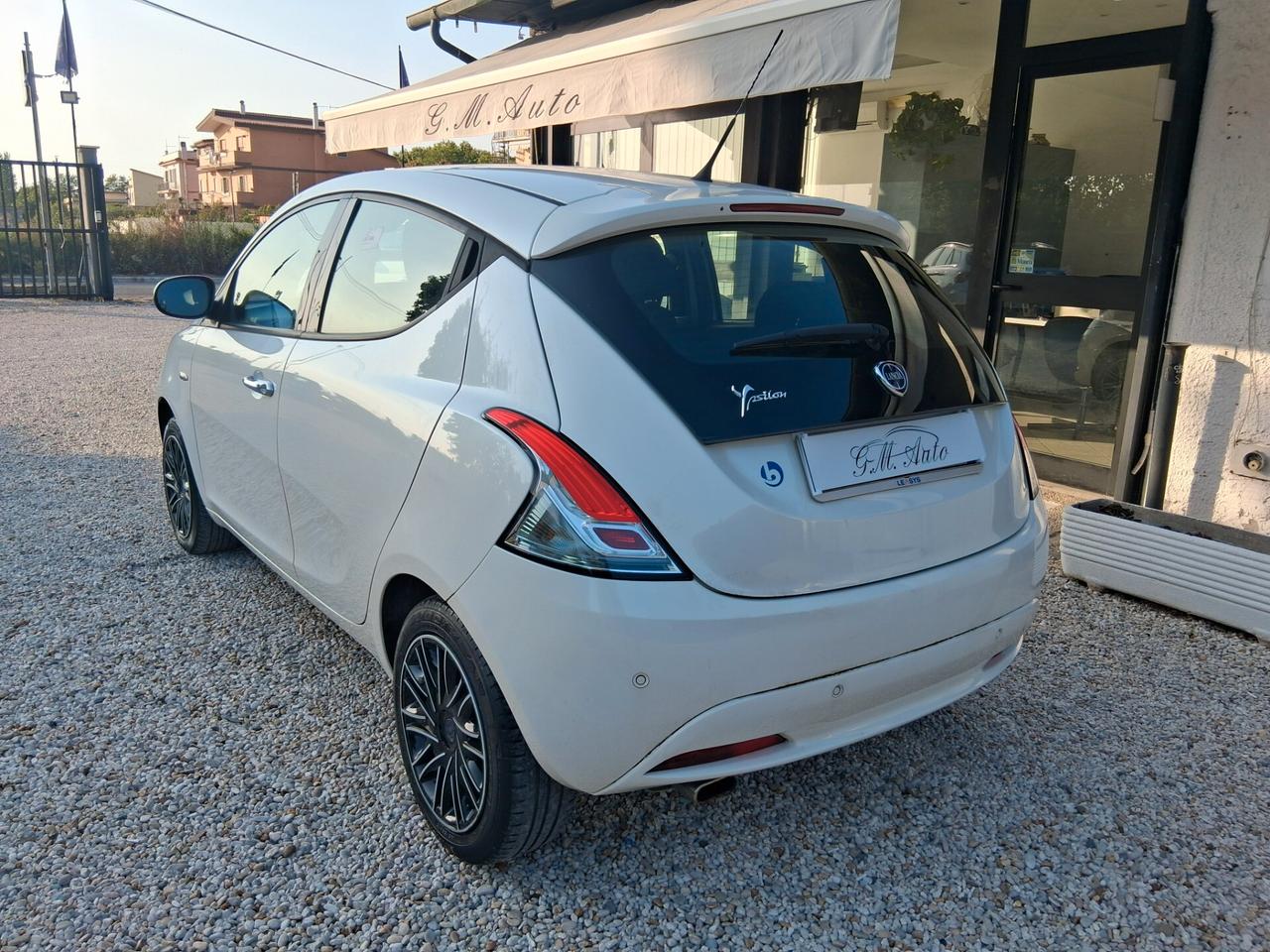 Lancia Ypsilon 1.2 69 CV 5 porte Platinum