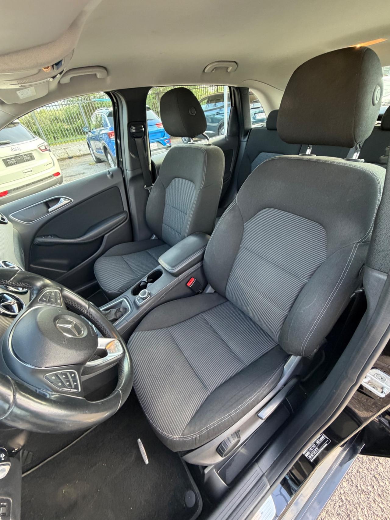 Mercedes-benz B 180 d Business