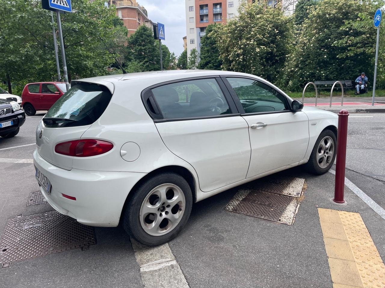 Alfa Romeo 147 1.6 16V 5p/1PROP/GARANZIA 12 MESI