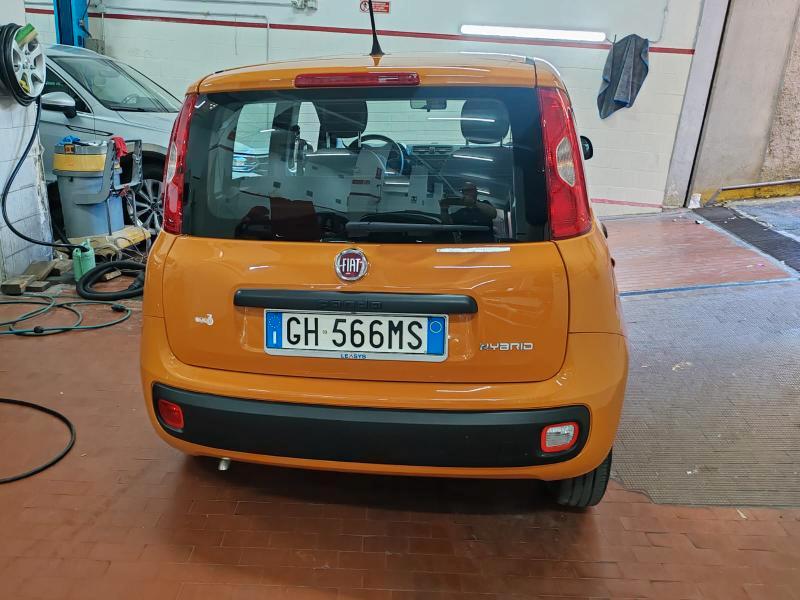 Fiat Panda 1.0 hybrid 70cv