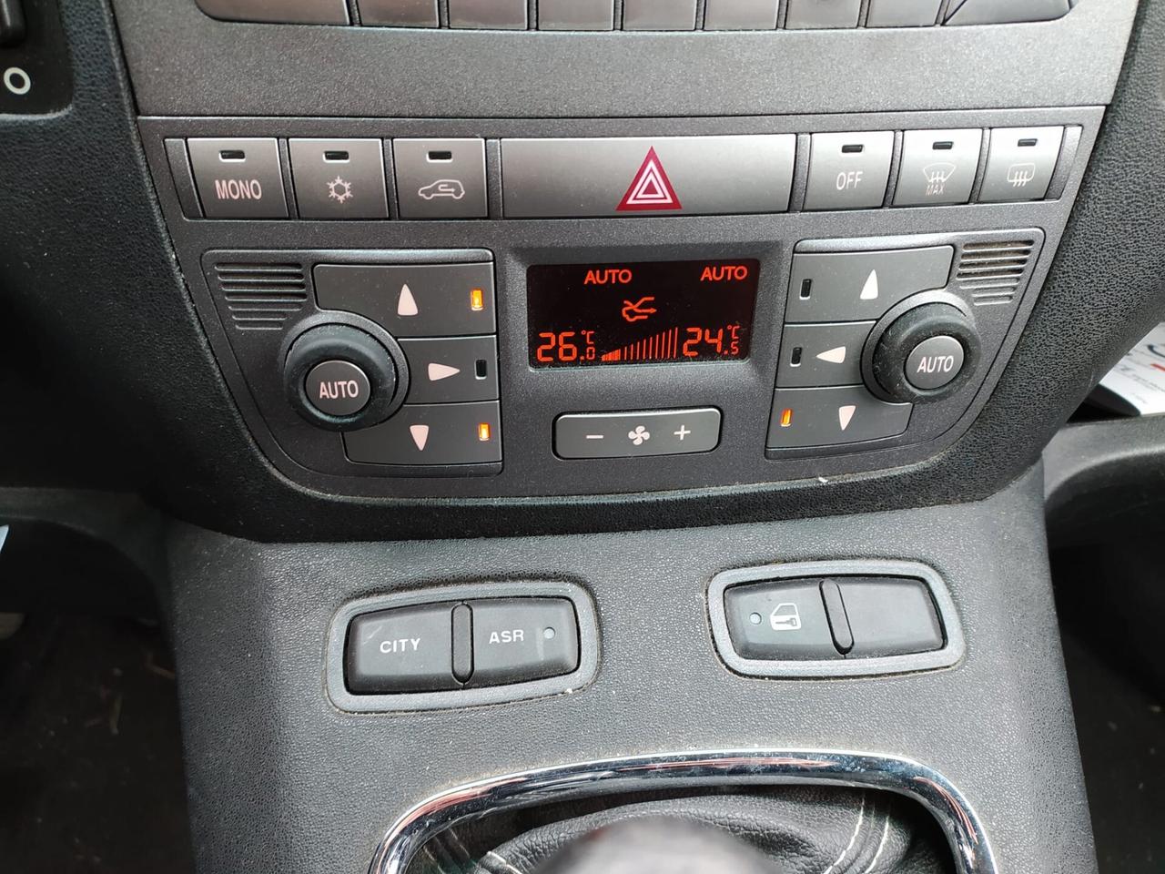 Lancia MUSA 1.4 8V Ecochic (GPL) 5th Avenue