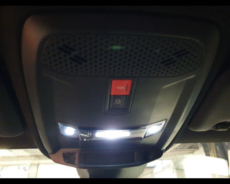 Lancia Ypsilon 4ª serie Hybrid e-DCT LX