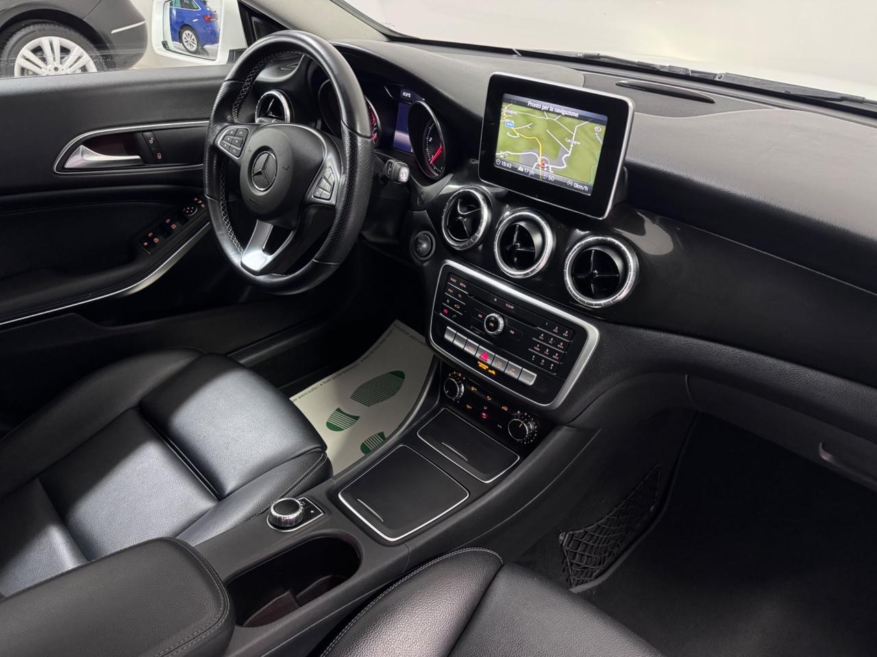 Mercedes-benz CLA 200 d 4Matic Automatic