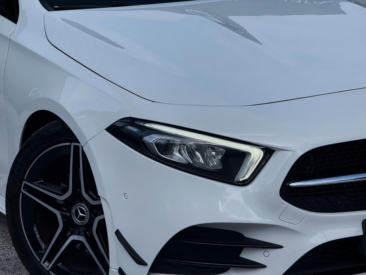 Mercedes-Benz A 180 d Premium AMG TETTO PACK LUCI