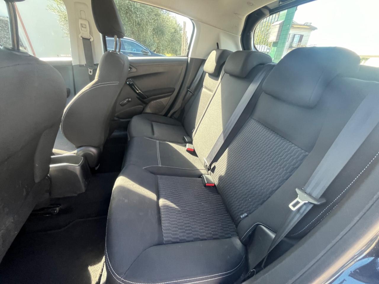 Peugeot 208 5 porte Active