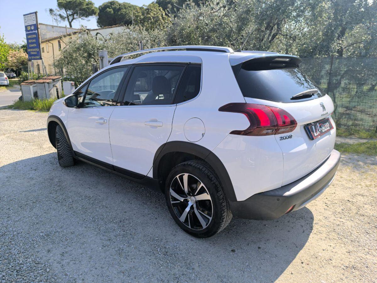PEUGEOT - 2008 - BlueHDi 100 Allure