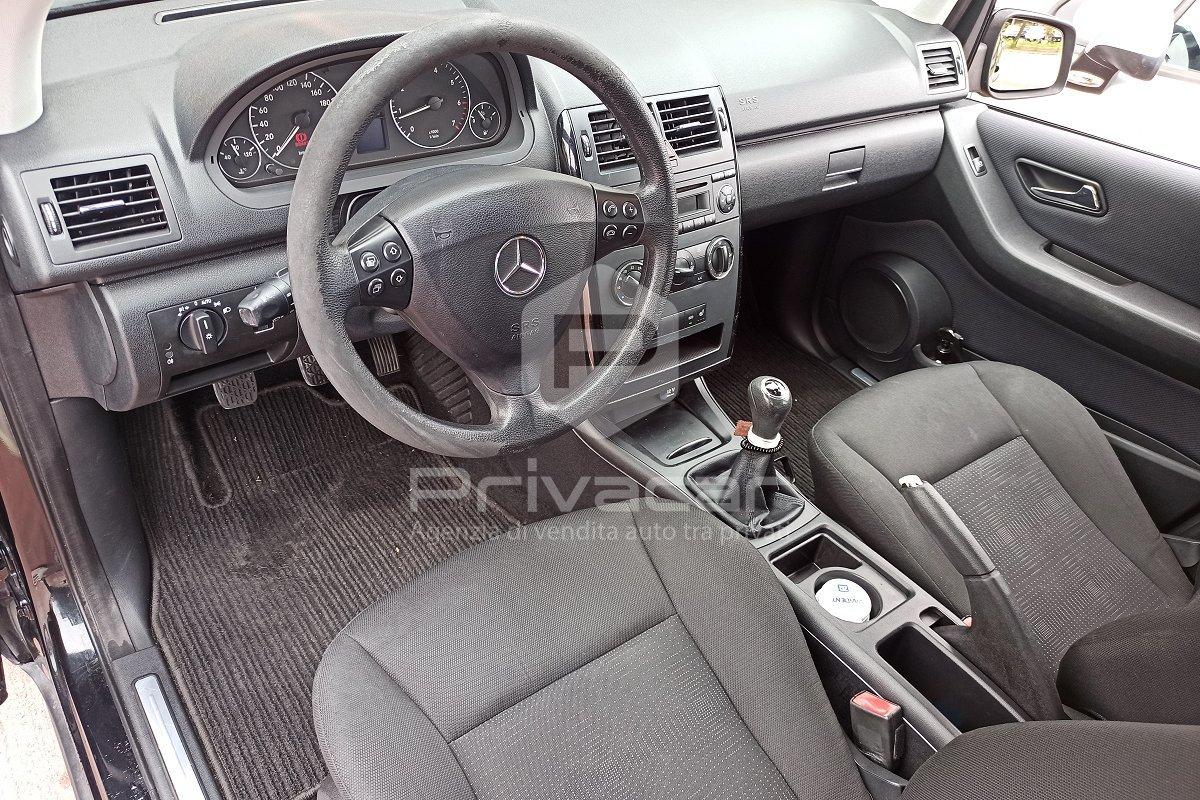 MERCEDES A 160 BlueEFFICIENCY Elegance