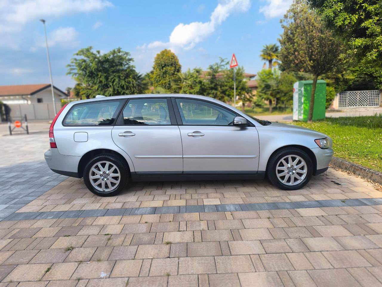 Volvo V50 2.0 D cat Summum 136cv