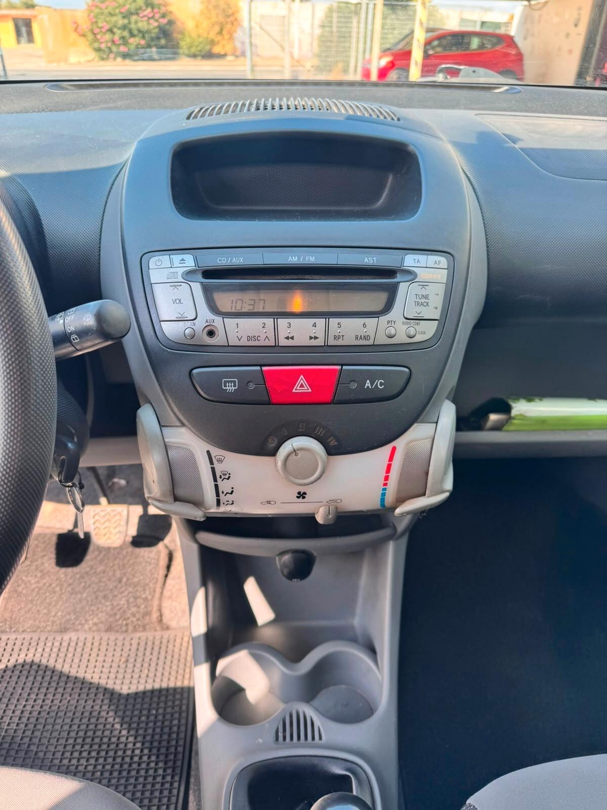 Peugeot 107 1.0 68CV 5p. Desir