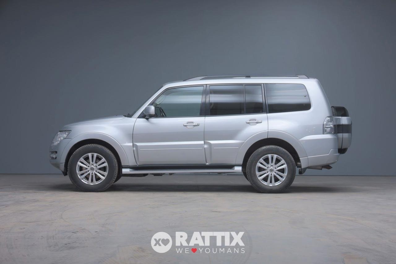 Mitsubishi Pajero 3.2 DI-D Instyle 5p 7p.ti auto + tetto apribile
