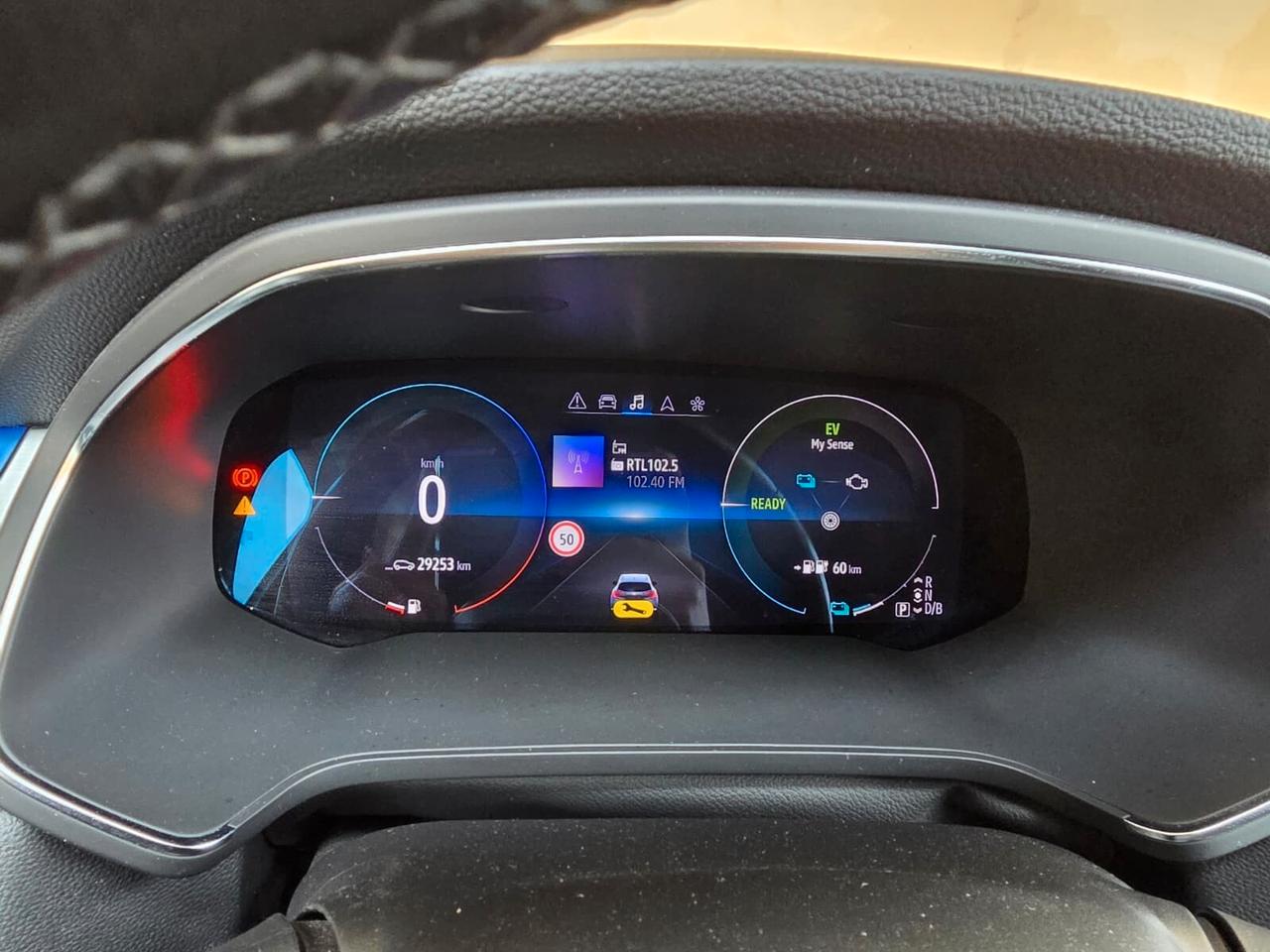 Renault Captur Plug-in Hybrid E-Tech 160 CV Initiale Paris