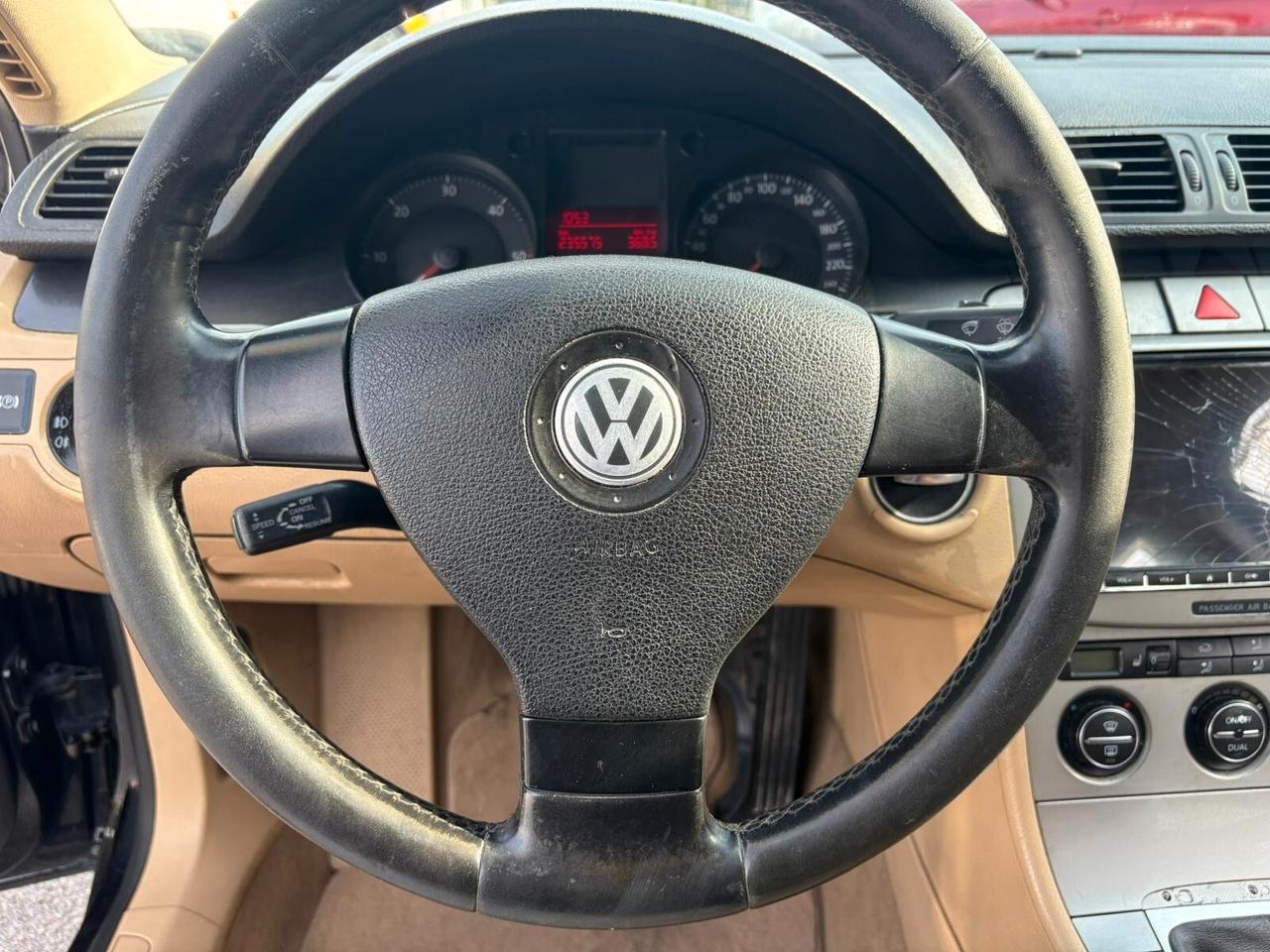 Volkswagen Passat 1.9 TDI/105CV DPF Var. BlueMotion