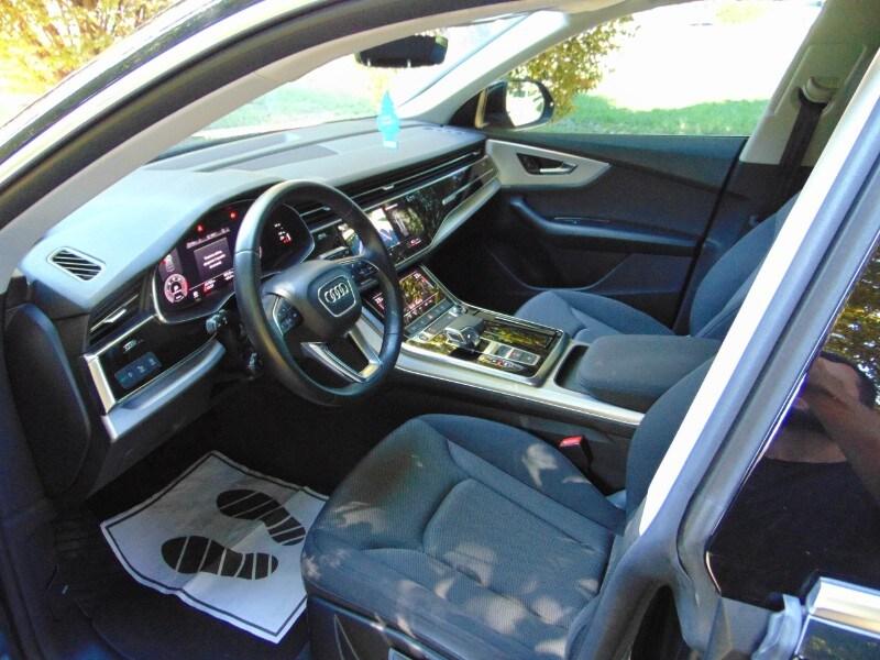 AUDI Q8 Q8 45 TDI quattro tiptronic