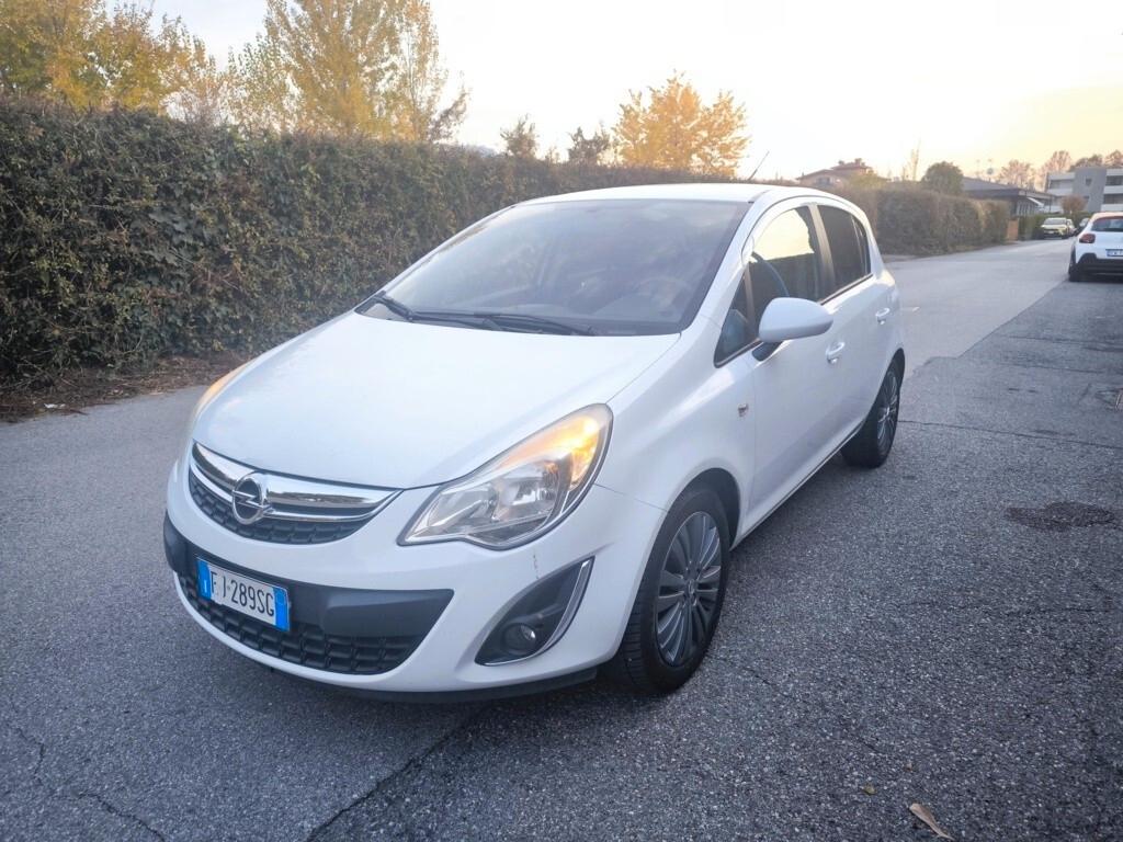 OPEL CORSA 1,3 CDTI – COSMO -OK NEOPATENTATI