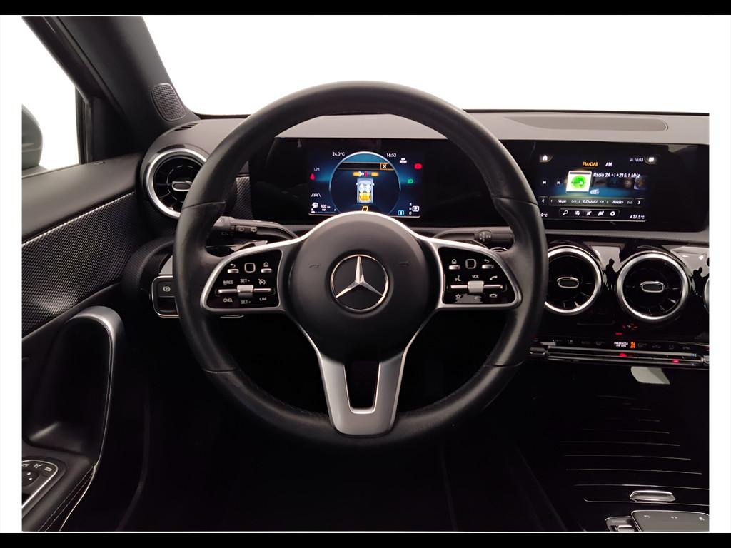 Mercedes-Benz Classe A - W177 2018 - A 180 d Sport auto