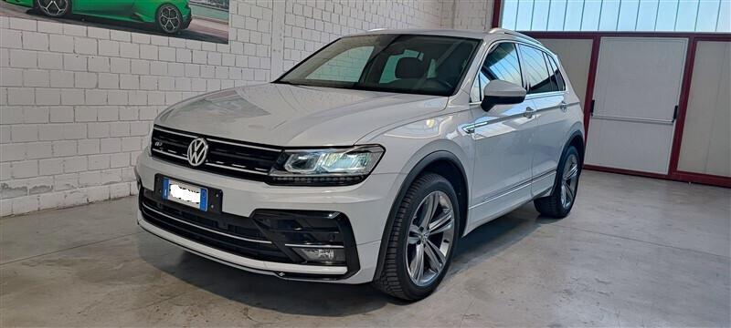 Volkswagen Tiguan 2.0 TDI DSG 4MOTION R-LINE