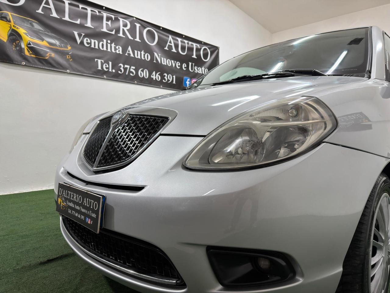 Lancia Ypsilon 1.2 Modamilano