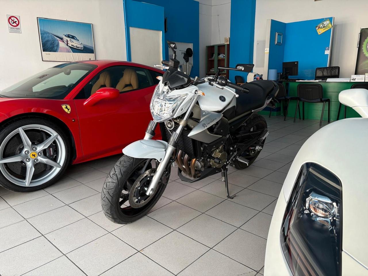 Yamaha XJ 600 sport