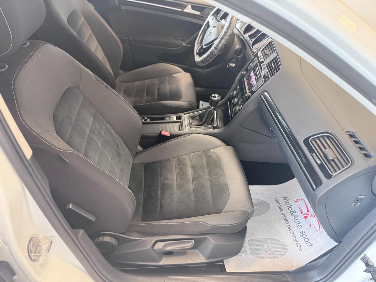 Volkswagen Golf 2.0 TDI 5p. 4MOTION Highline BlueMotion Technology