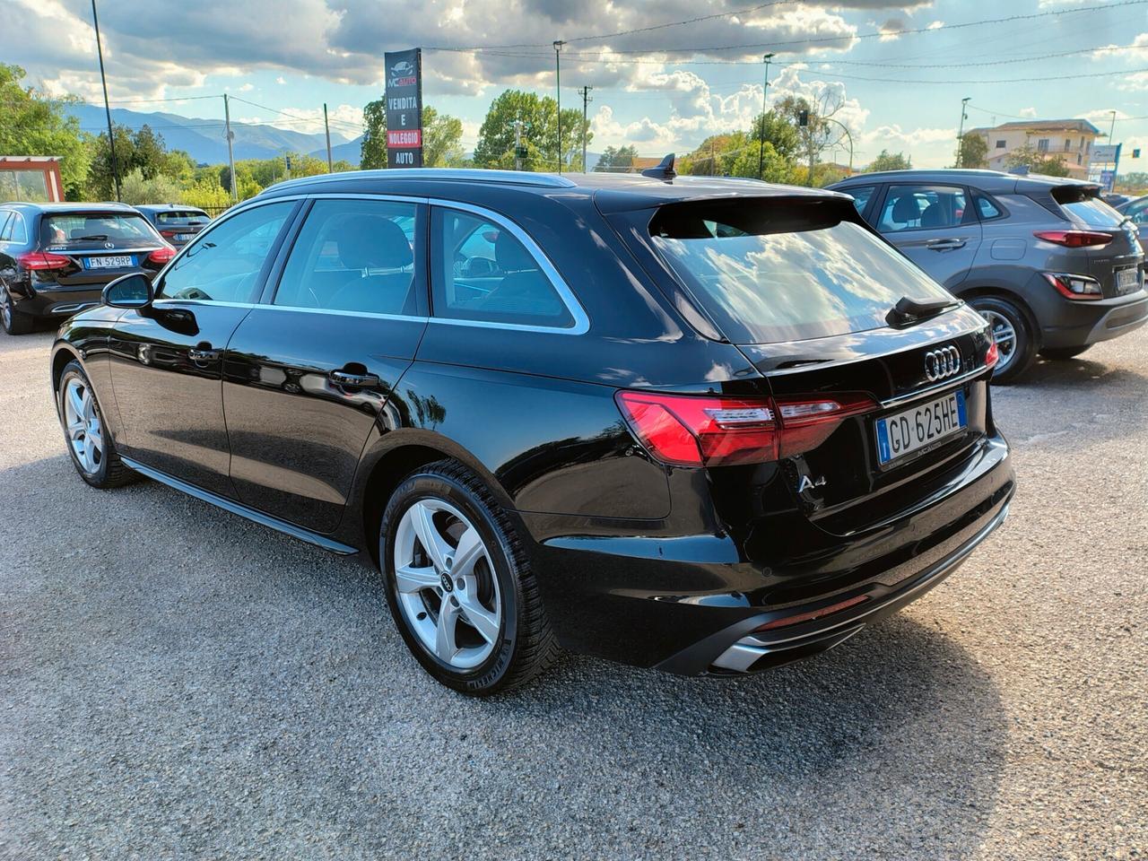Audi A4 30 TDI/136 CV S tronic S line edition