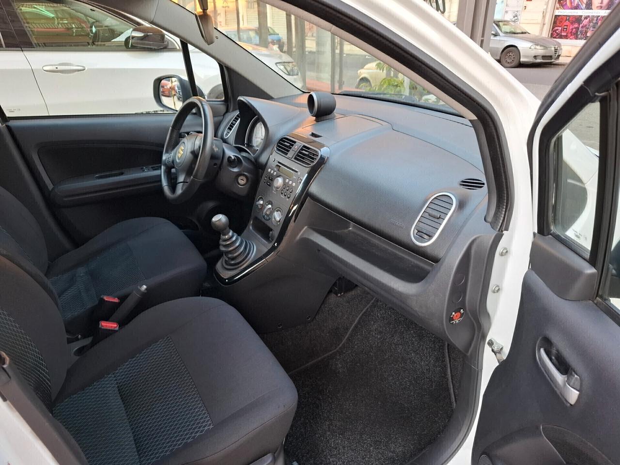 Suzuki Splash 1.0 VVT Style ABS/Clima/Radio/5Porte