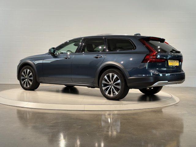 VOLVO V90 Cross Country B4 2.0d AWD Plus Mild-Hybrid TETTO/PREZZO REALE