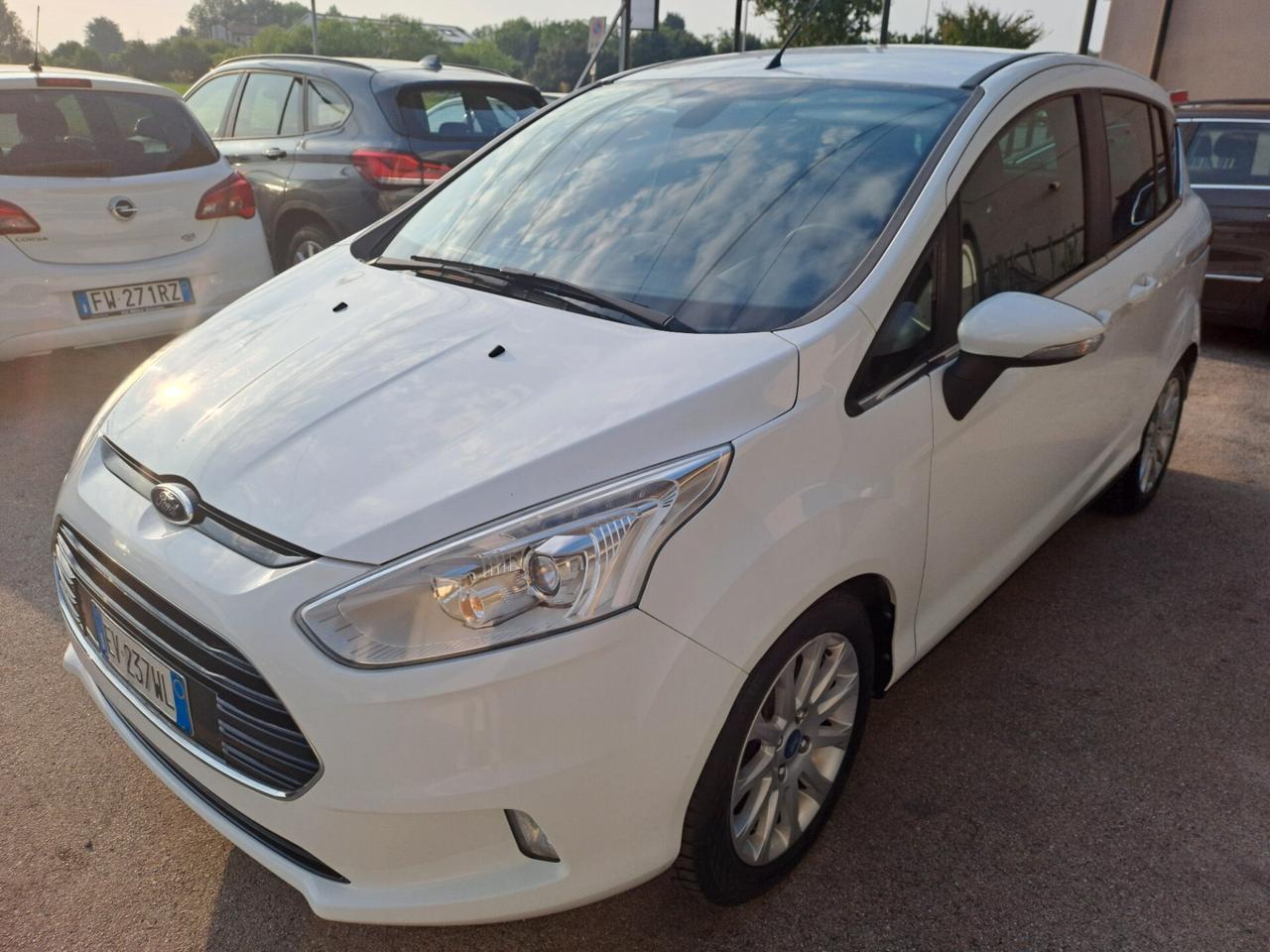 Ford B-Max 1.5 TDCi 75 CV Titanium