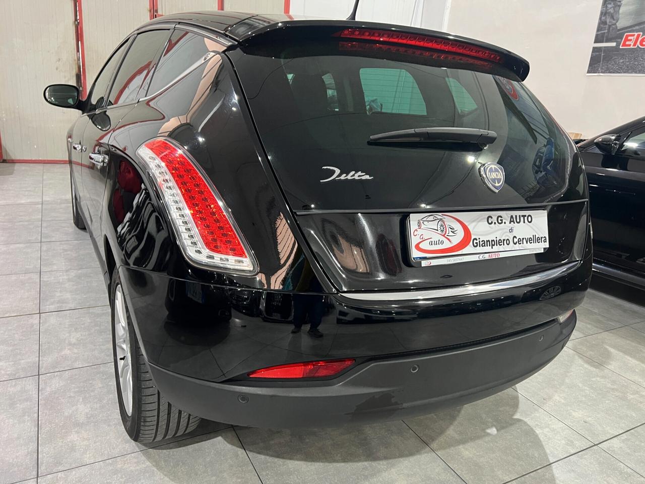 Lancia Delta 1.6 120 CV - PLATINO - 2011