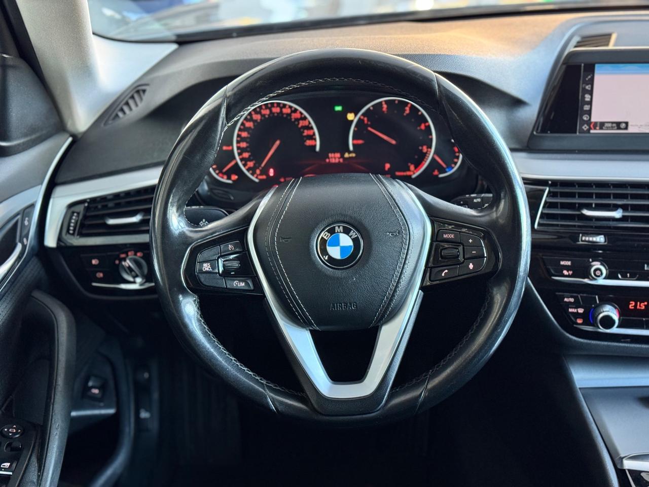 Bmw 520d xDrive Sport 190cv Line