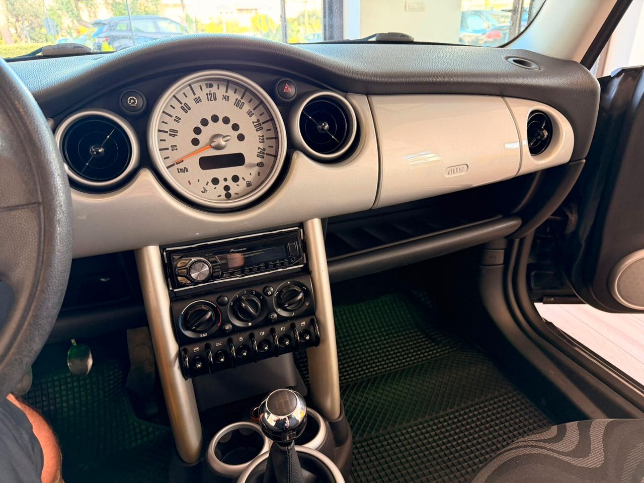 Mini 1.6 16V One