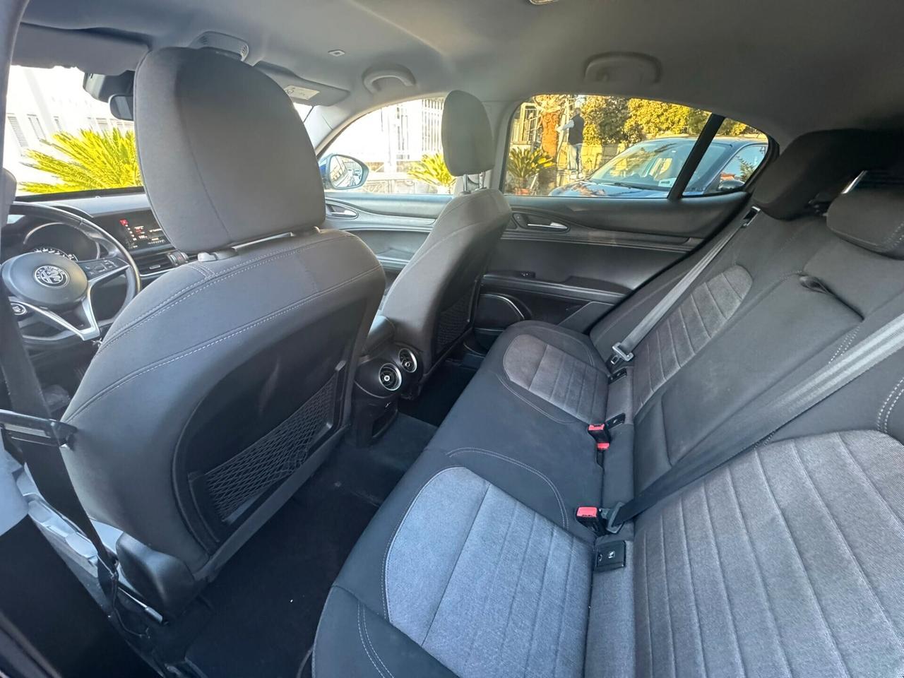 Alfa Romeo Stelvio 2.2 Turbodiesel 180 CV AT8 RWD Executive