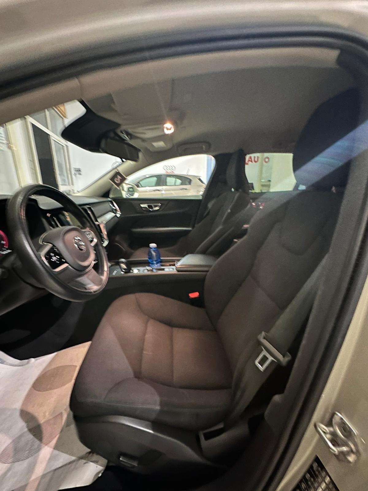 Volvo V60 D3 Geartronic R-design