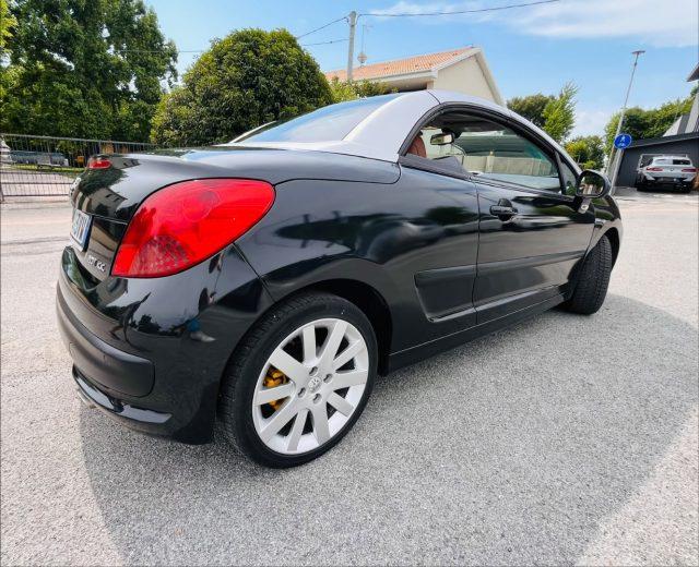 PEUGEOT 207 1.6 VTi 120CV CC Féline