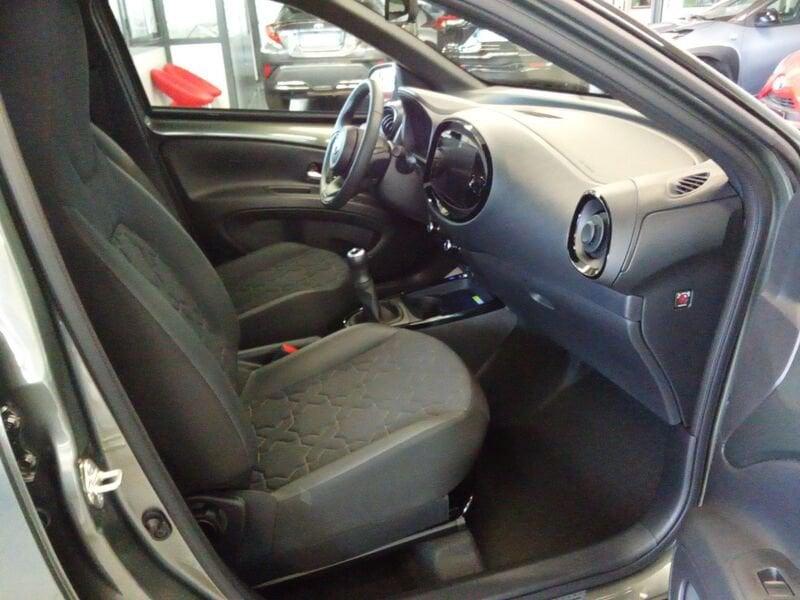 Toyota Aygo X Aygo X 1.0 VVT-i 72 CV 5 porte Lounge