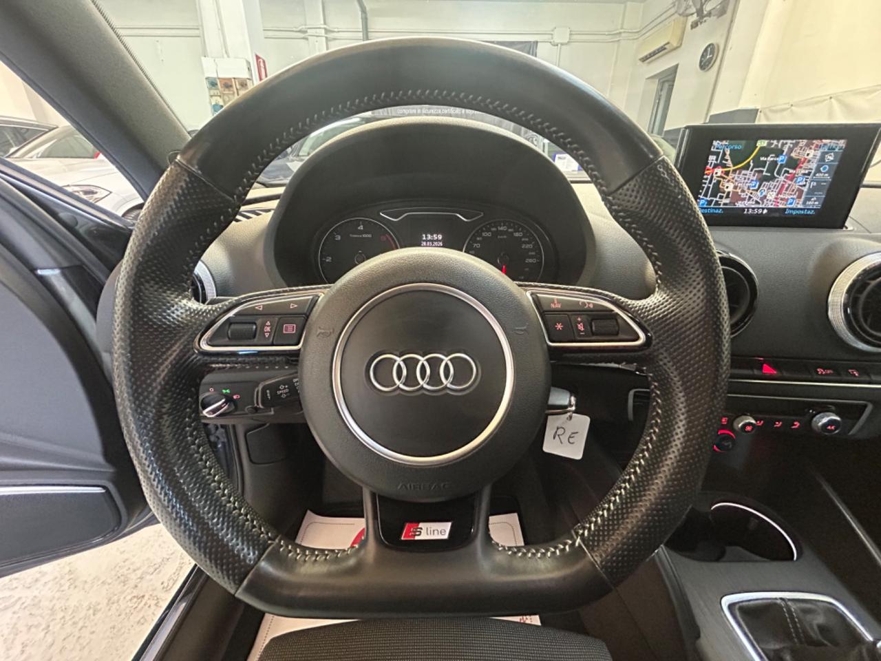 Audi A3 SPB 2.0 TDI S-LINE