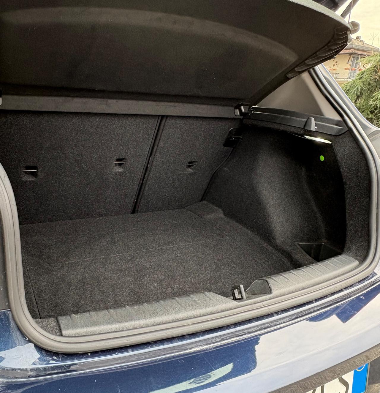 Bmw 11d8 116cv urban OK neopatentati