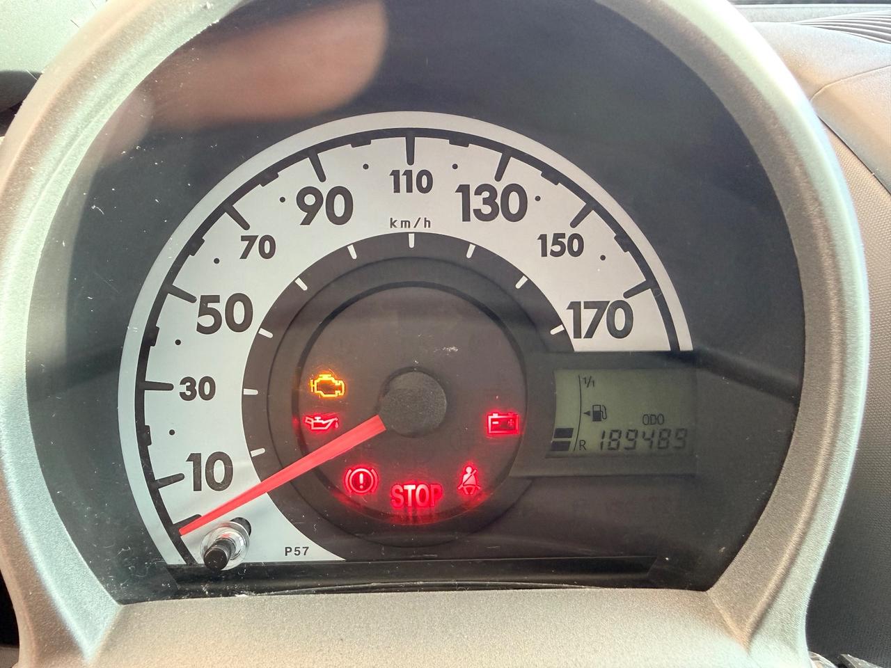 Peugeot 107 1.0benzina 68CV Neopatentati