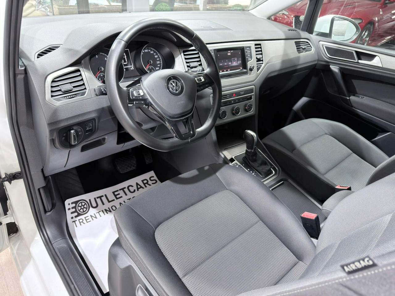 VW GOLF SPORTSVAN 1.6TDI 110cv DSG 115.000km 2015