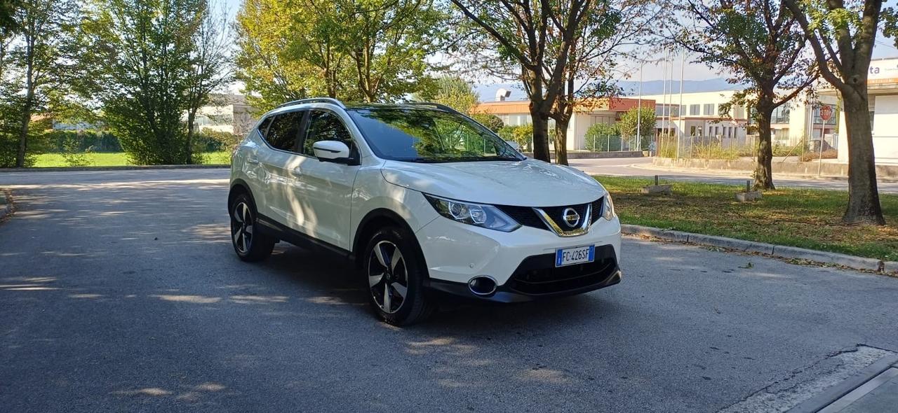 Nissan Qashqai 1.2 DIG-T Tekna