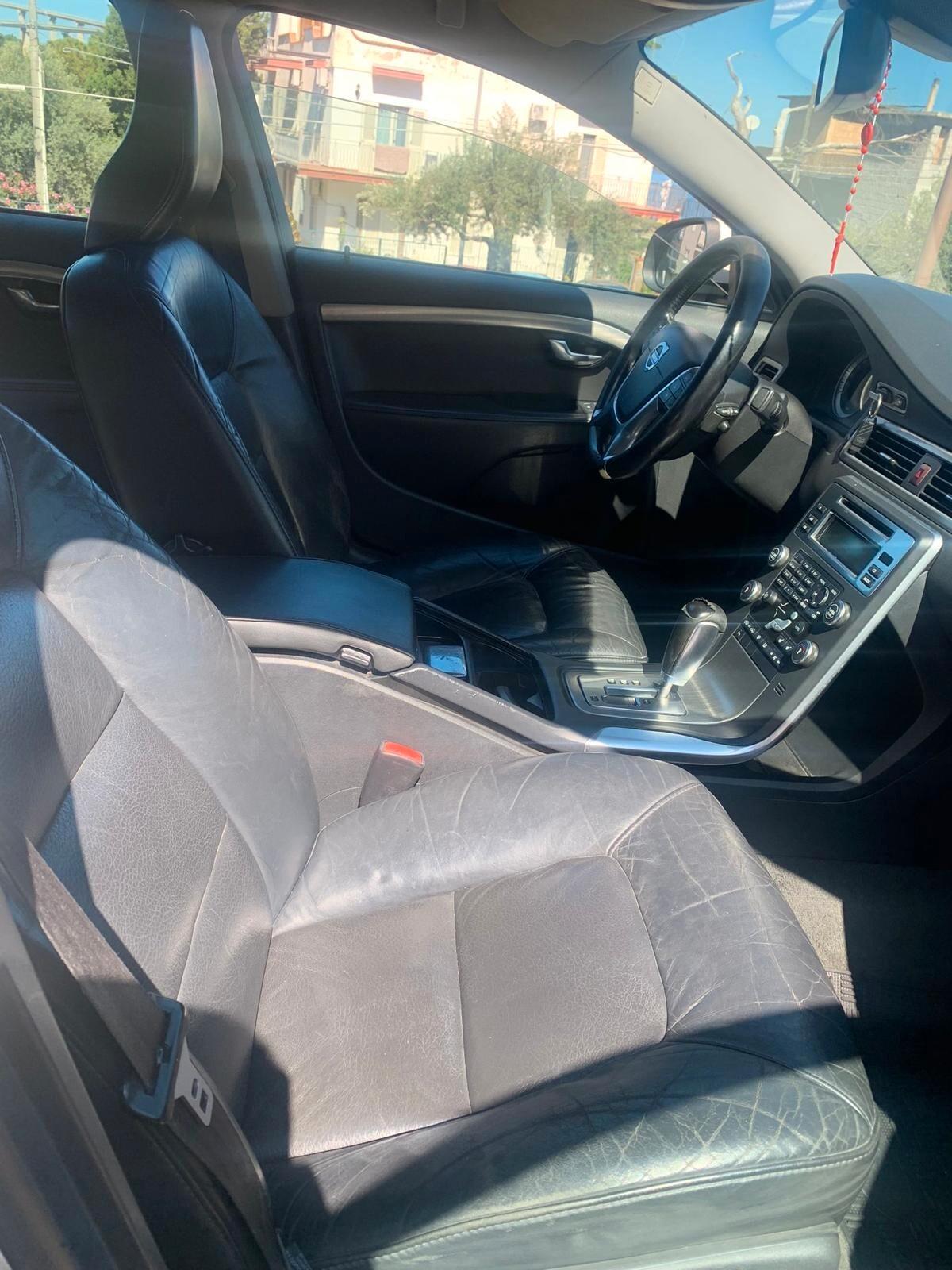 Volvo S80 2.4 D5 205 CV Geartronic Momentum