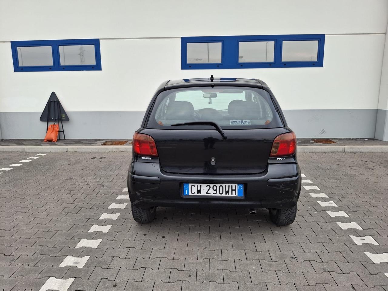 Toyota Yaris 1.3i Benzina/CAMBIO AUTOMATICO