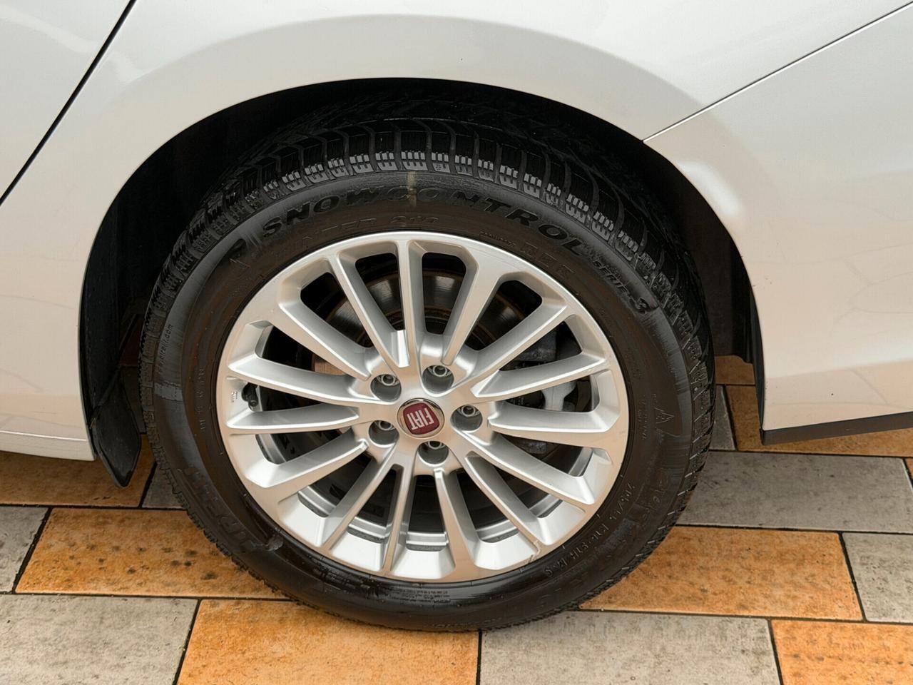 Fiat Tipo SW 1.6 M.JET 130 cv. BUSINESS (Nav)